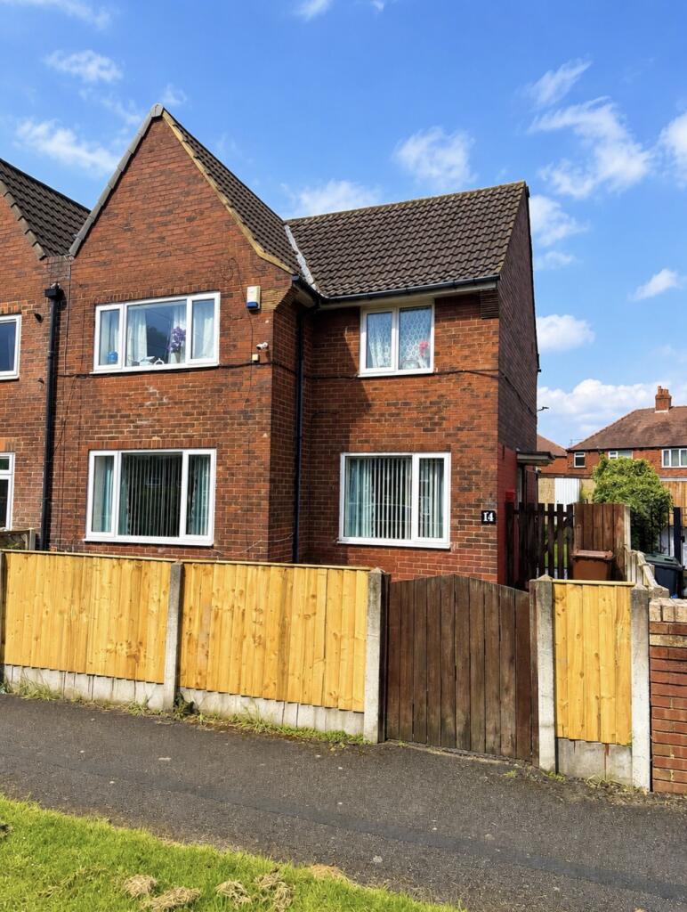 4-bed semi-detached on 14 Waincliffe Place, , leeds, LS11 8HY, £185,000