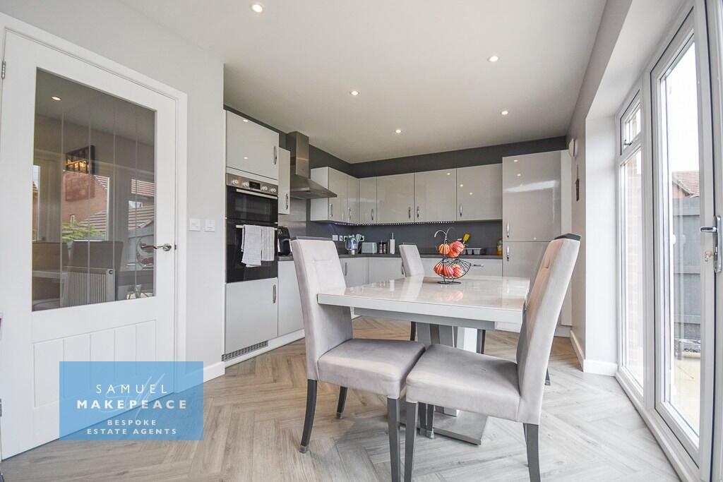 Valehouse View, Brindley Village, Stoke-on-Trent photo 4
