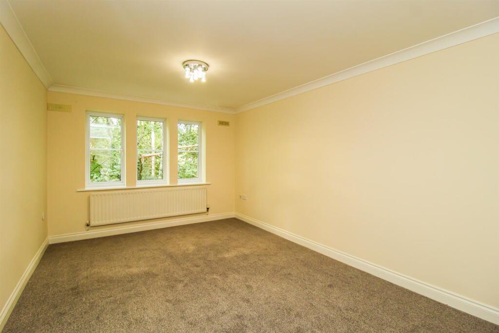 Princes Gate, Horbury, Wakefield photo 4