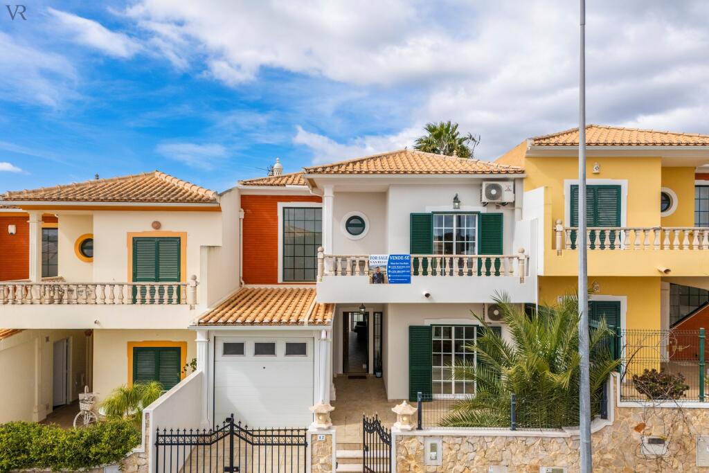 Main image of property: Algarve, Alcantarilha