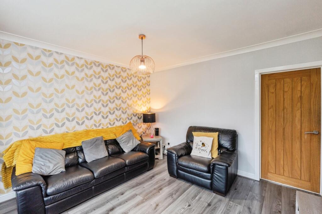 House in Bolton - View 4