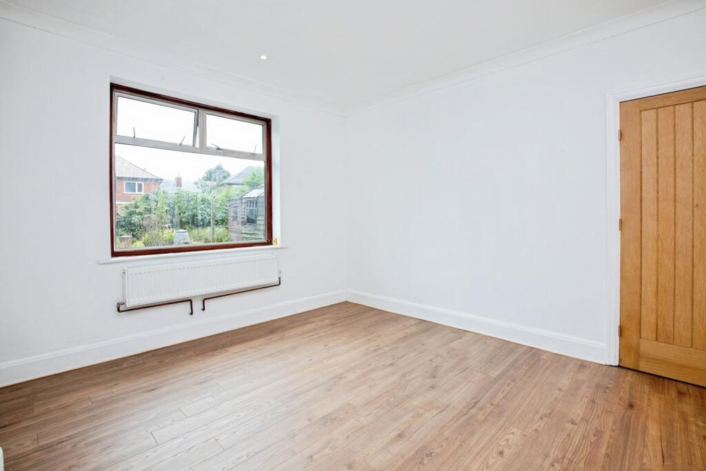 House in Nottingham - View 5