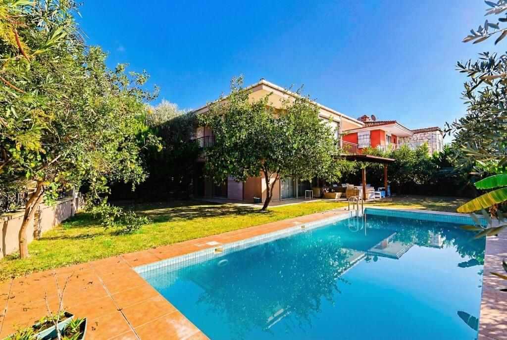 Main image of property: Alaçati, Çesme, Izmir