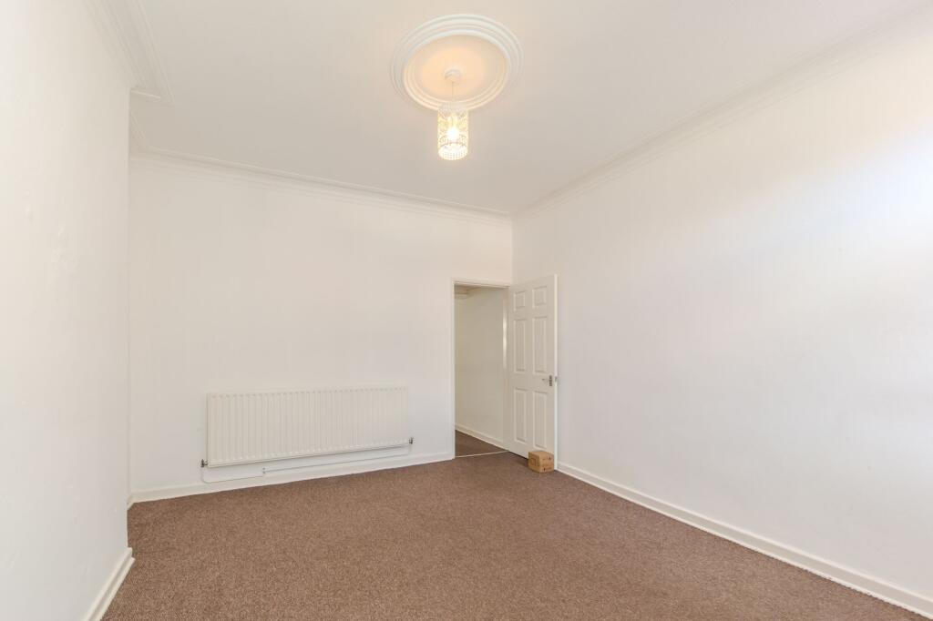 House in Stoke-on-Trent - View 4