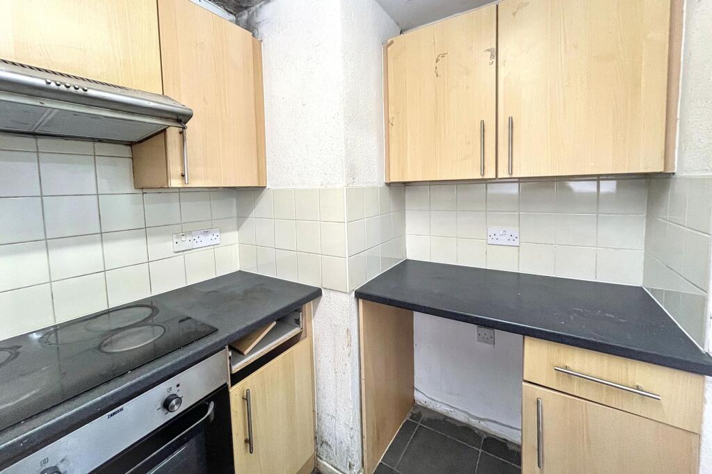 Apartment in London - View 5