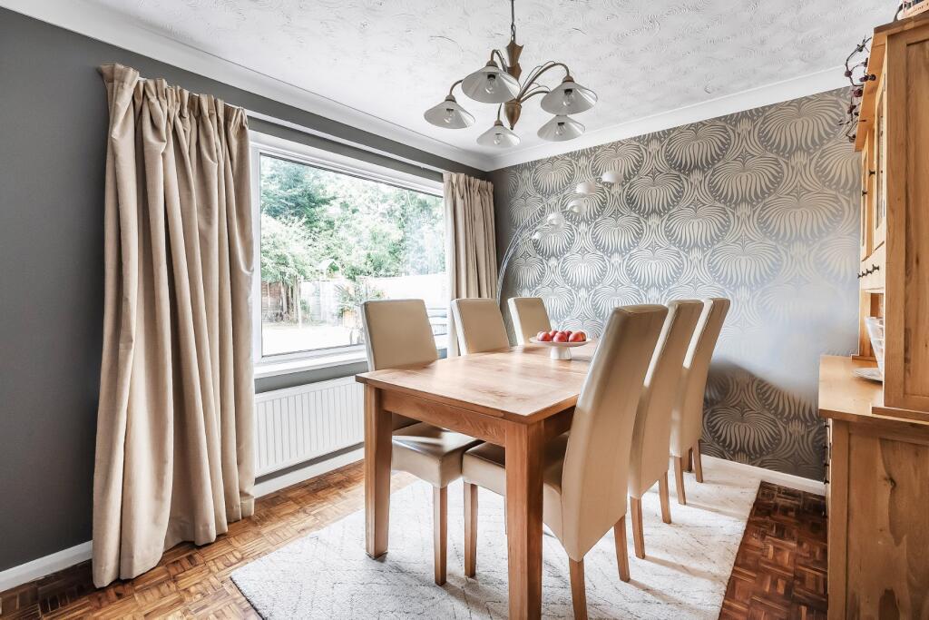 House in Guildford, West Clandon - View 4