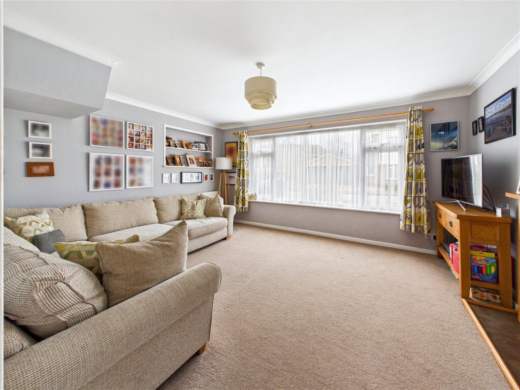 Chestnut Avenue, Hatfield Peverel, Chelmsford, Essex, CM3 photo 3