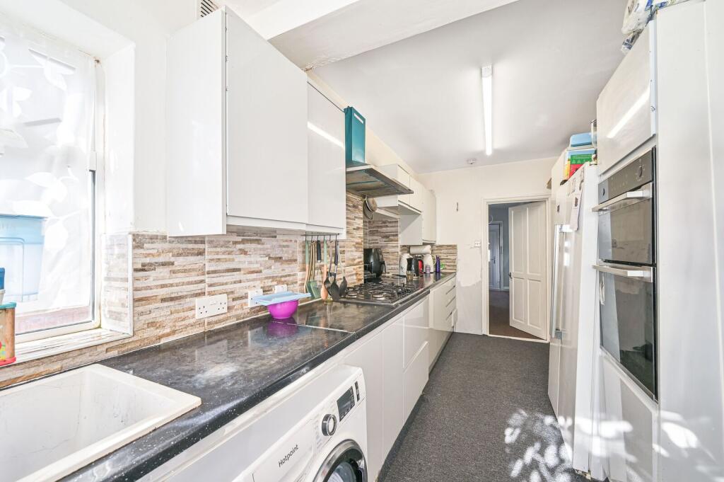 House in London - View 5