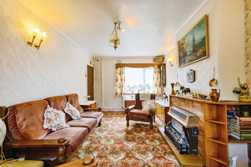 House in Salford, Greater Manchester - View 4