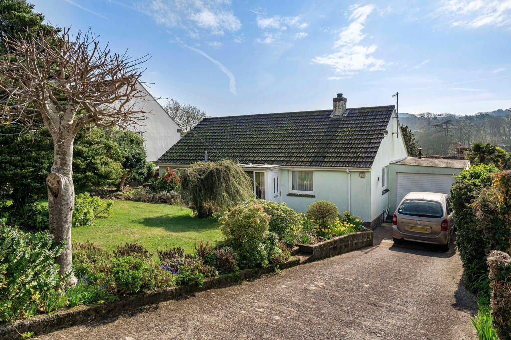 Main image of property: Grenville Close, Stokenham, Kingsbridge, TQ7 2SY