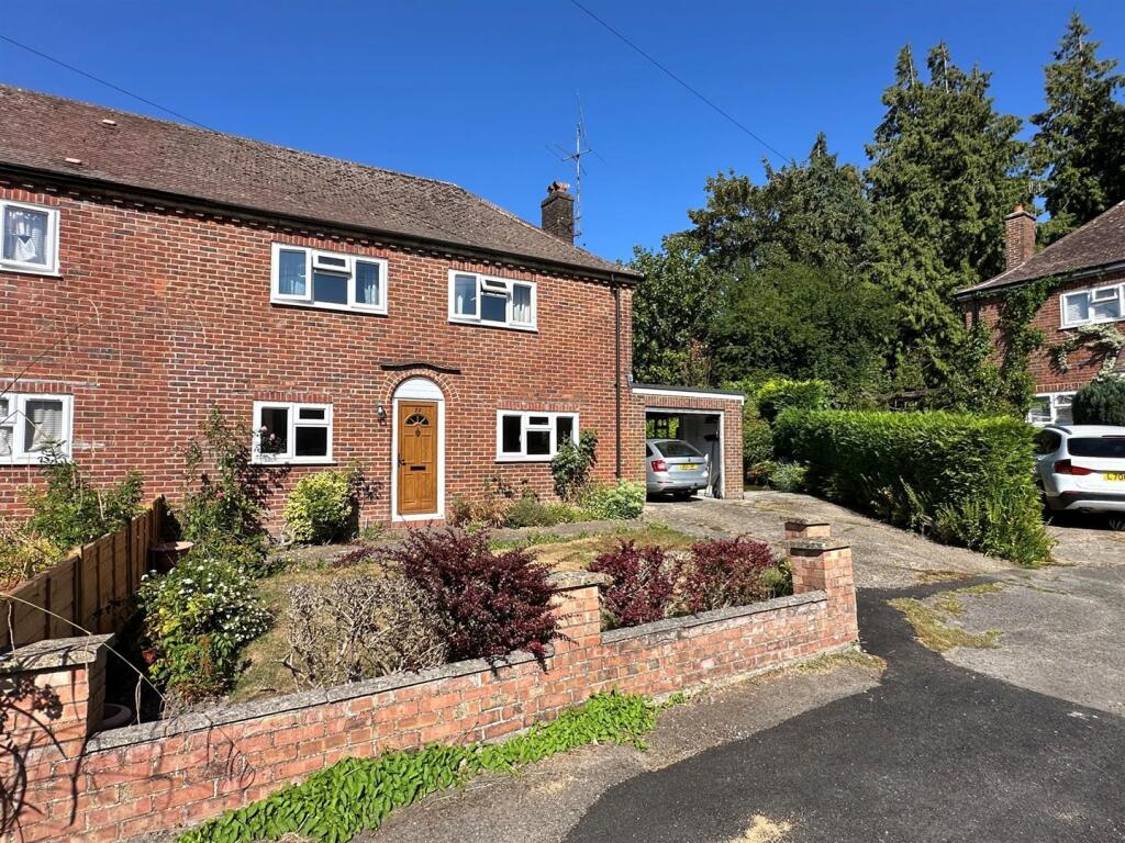 Main image of property: Fieldway, Haslemere