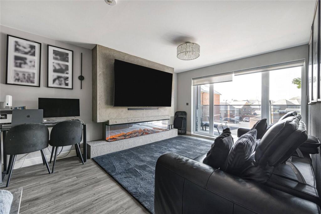 Apartment in Dartford, Ebbsfleet Green, Ebbsfleet Valley - View 2