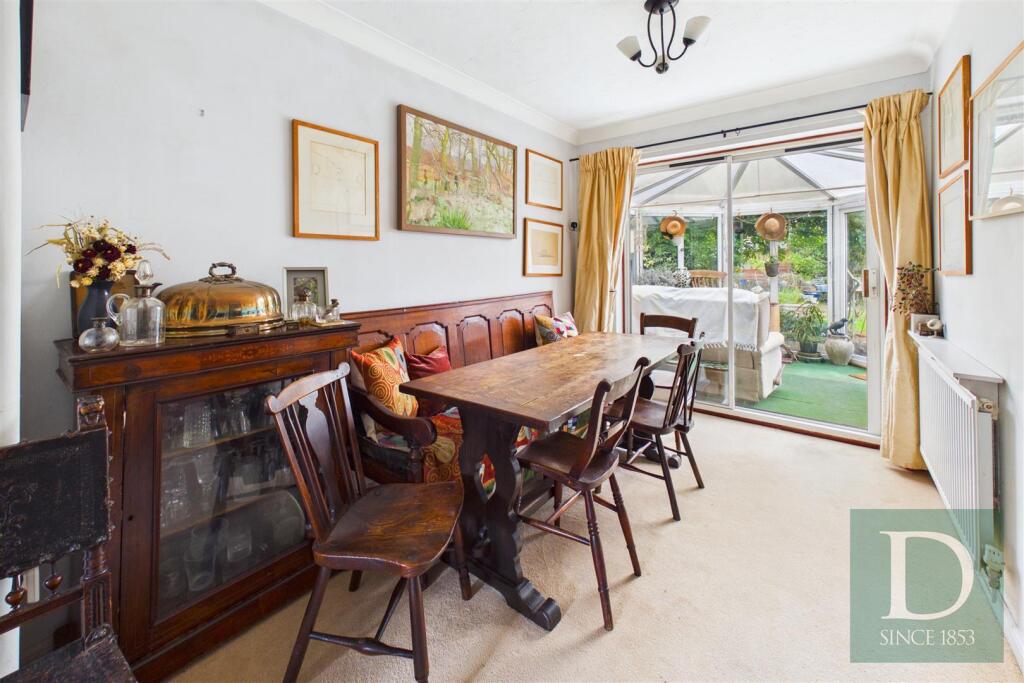 Louies Lane, Roydon, Diss photo 4