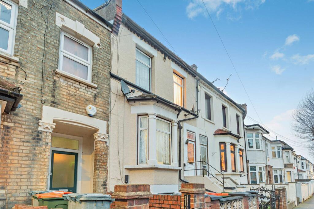 6-bed terraced on Neville Road, London, E7, £642,000