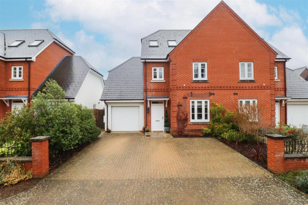 Main image of property: Royston Drive, Ewshot, Farnham