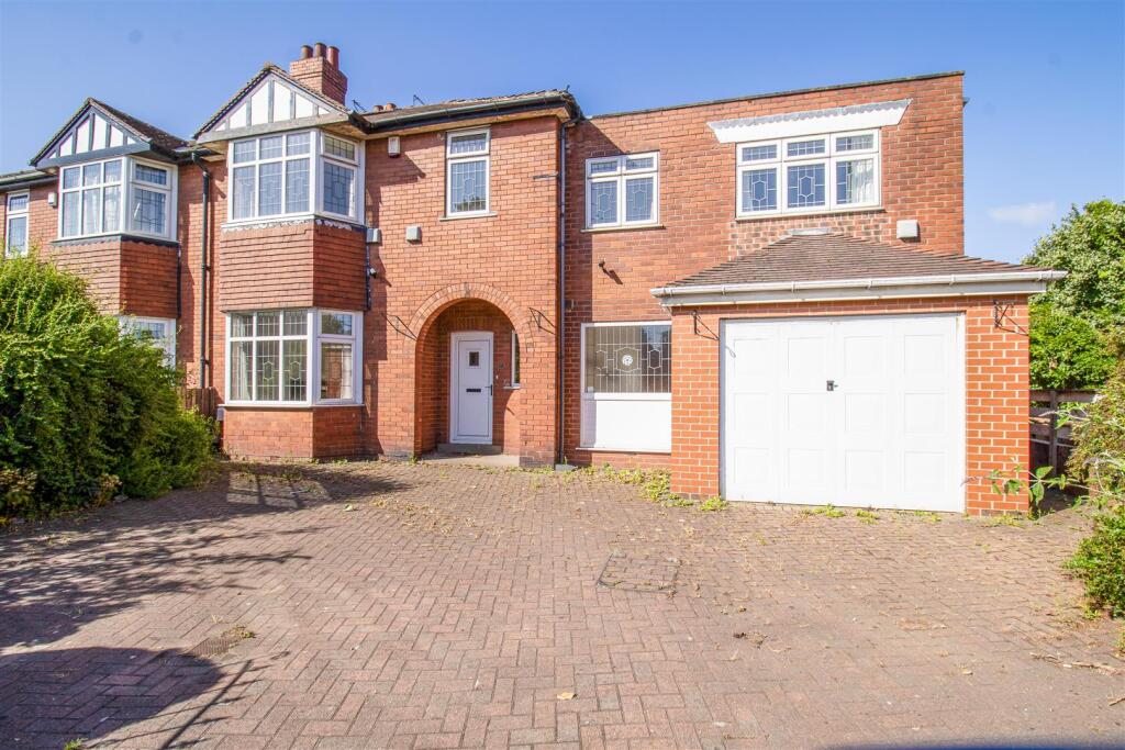 Main image of property: Leeds Road, Wakefield