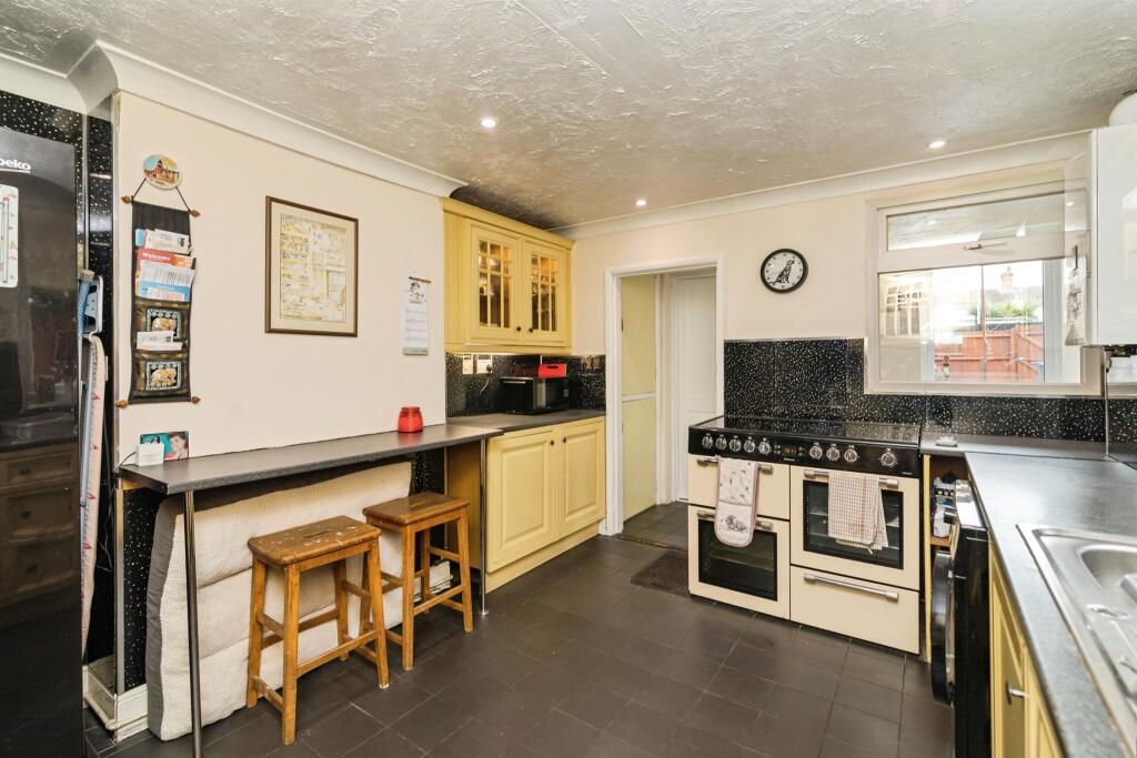 House in Norwich - View 5