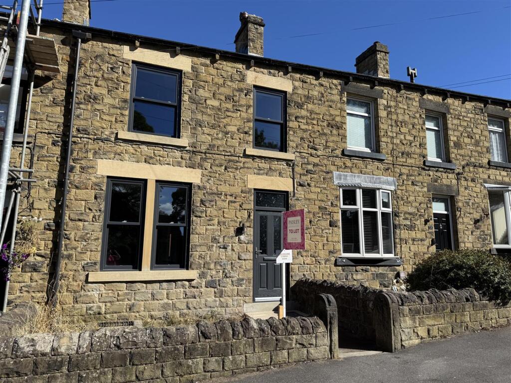 2-bed terraced on Victoria Street, Clayton West, Huddersfield HD8 9NW, £210,000