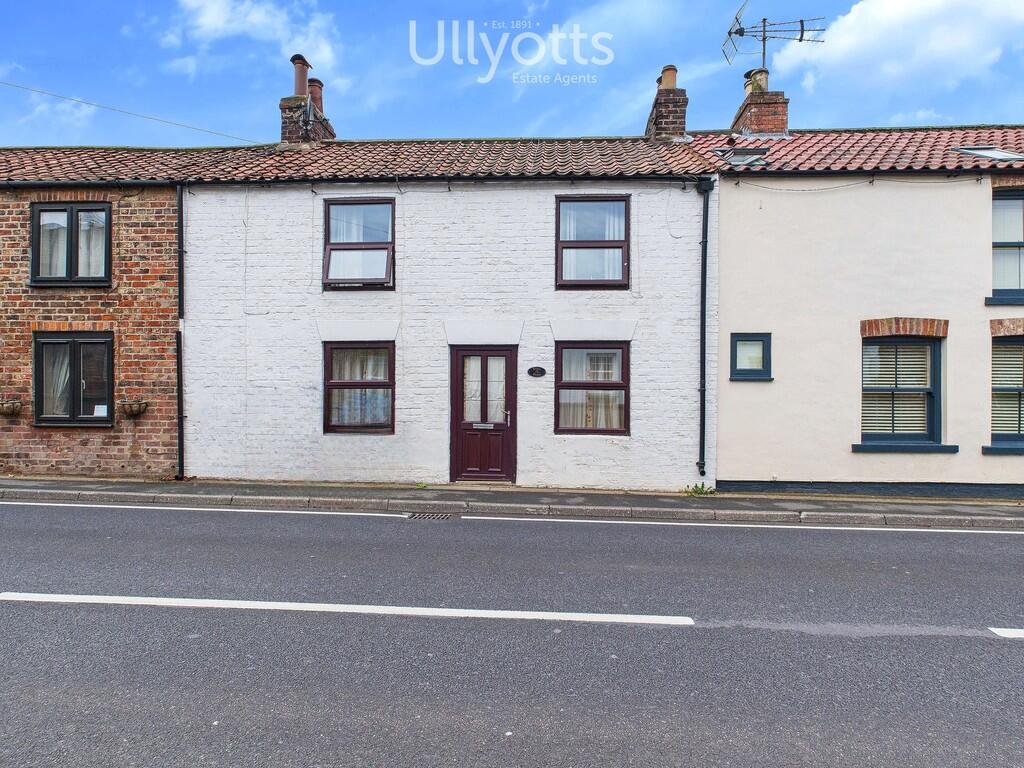 3-bed terraced on Front Street, Langtoft, £160,000