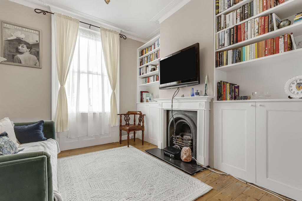 House in London - View 2