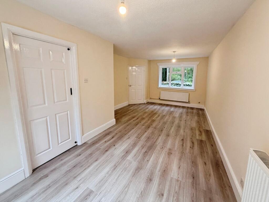 Mccormick Drive, Telford, TF1 photo 4