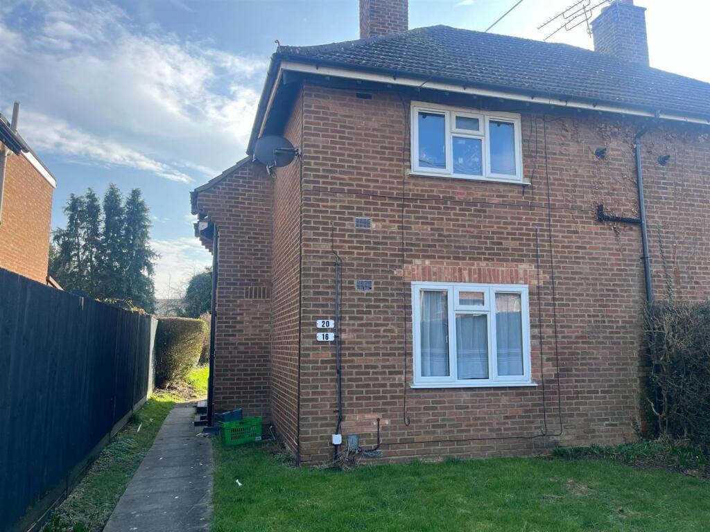 Dellfield Road, Hatfield