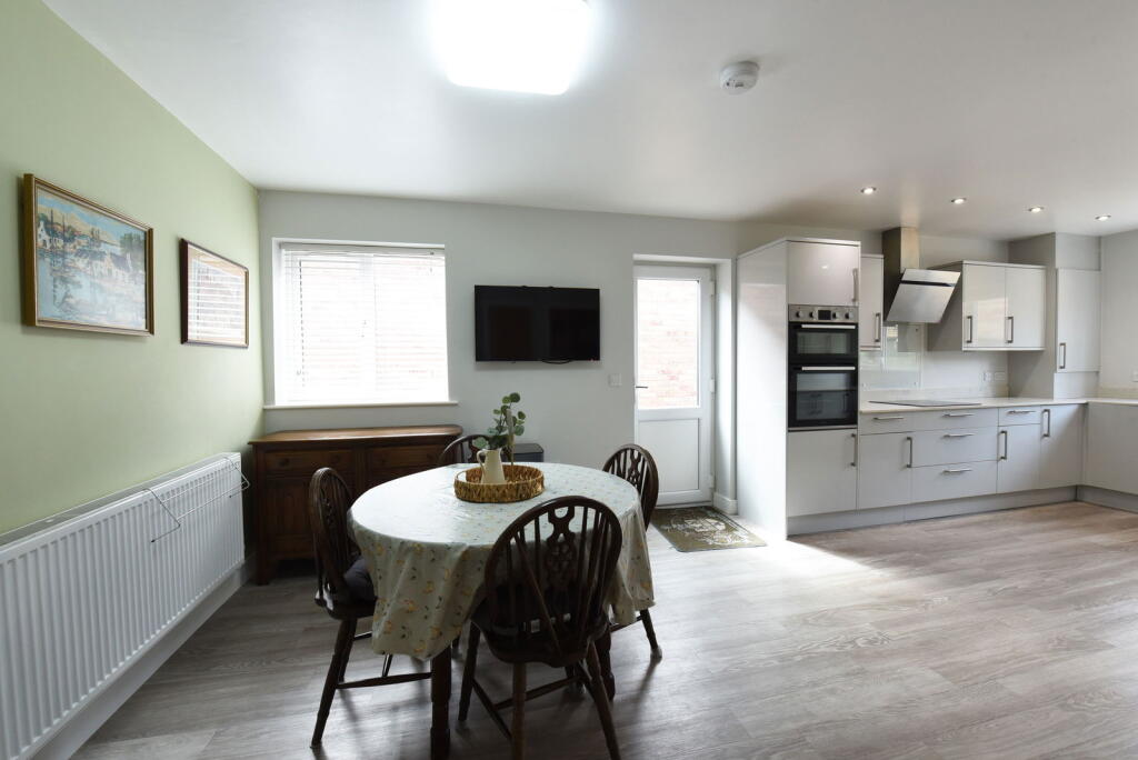 KINGSWINFORD, Cot Lane photo 3