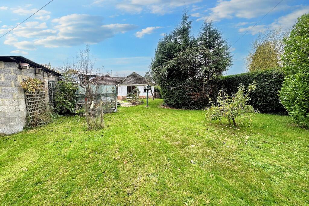 Verwood photo 2
