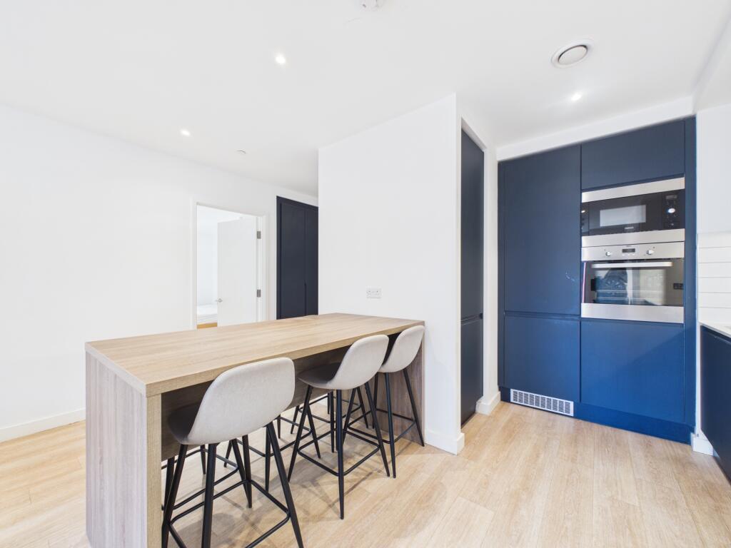 Apartment in Manchester - View 3