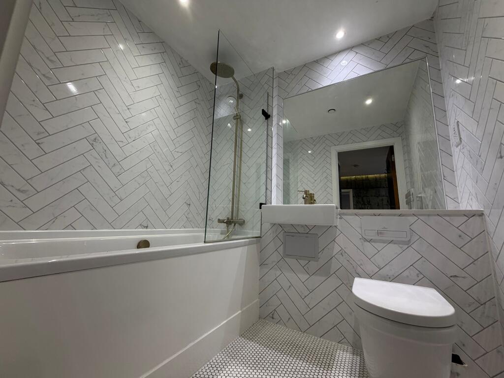 Apartment in Birmingham - More
