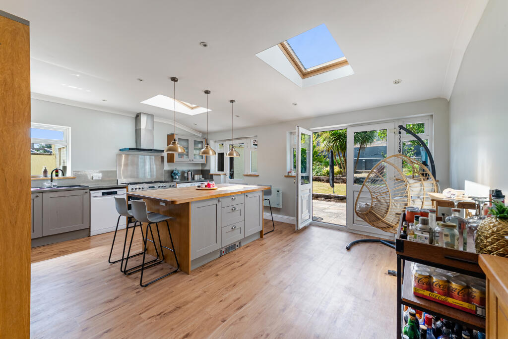 House in Weston-super-Mare, Milton - View 2