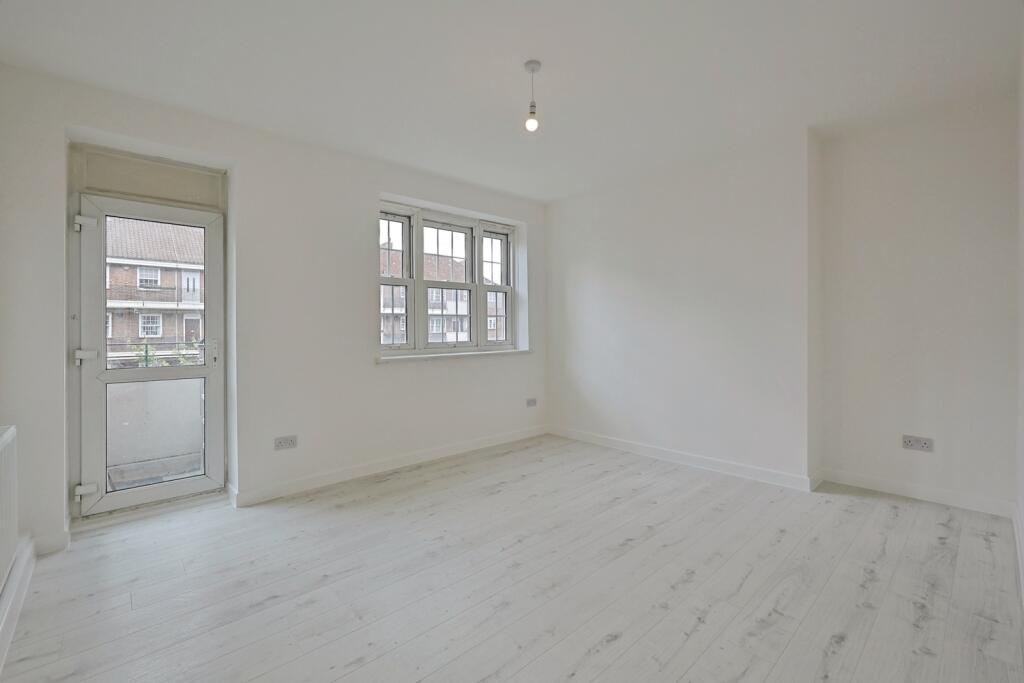 Apartment in London - View 2