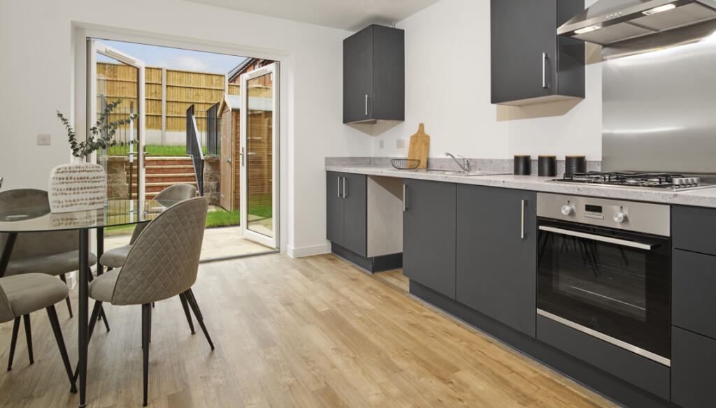 Main image of property: Dee Road,
Tilehurst,
Reading,
RG30 4FS