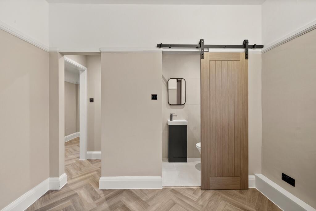 Apartment in Bournemouth - View 2