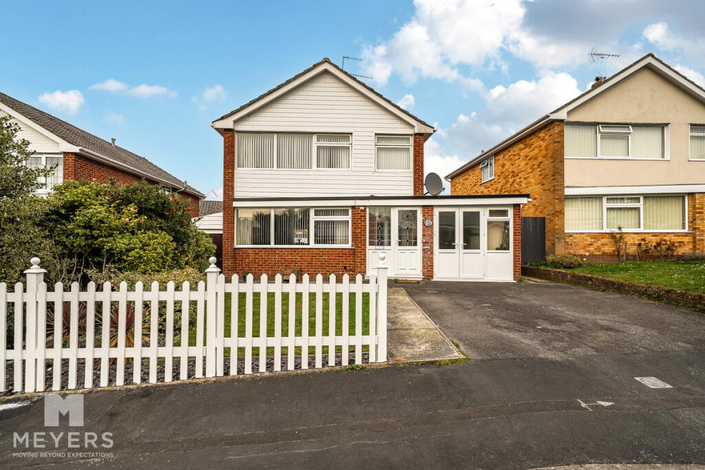 Main image of property: Wollaton Road, Ferndown, BH22 8
