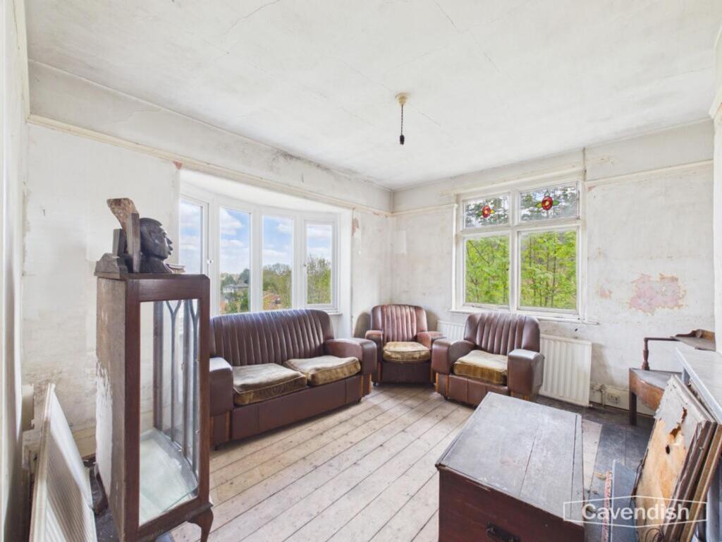 House in Llandudno, Hope - More