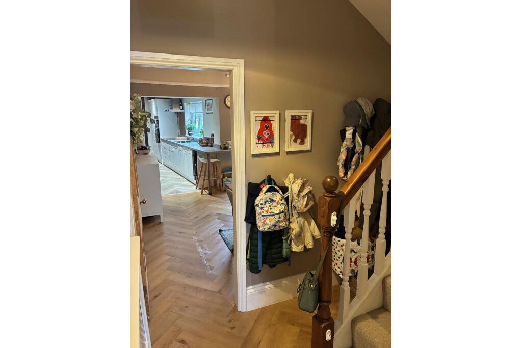 House in Worcester - More