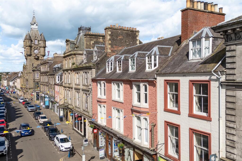 Main image of property: 18/2 High Street, Hawick TD9