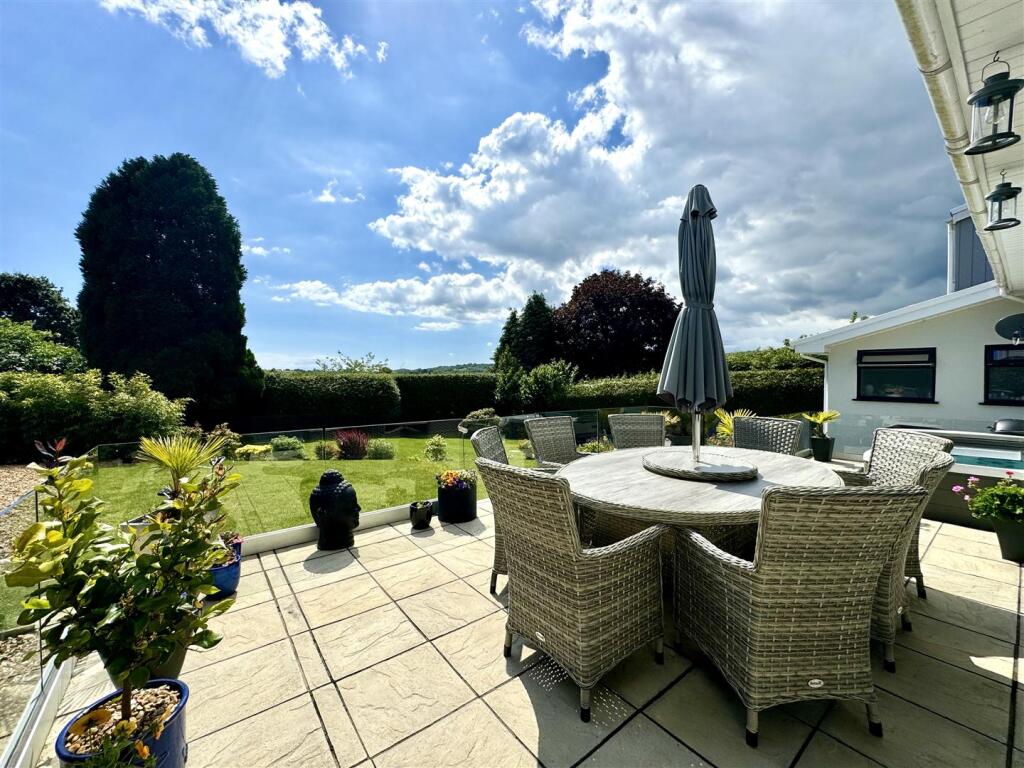 Orchard Rise, Pwllmeyric, Chepstow - View 2