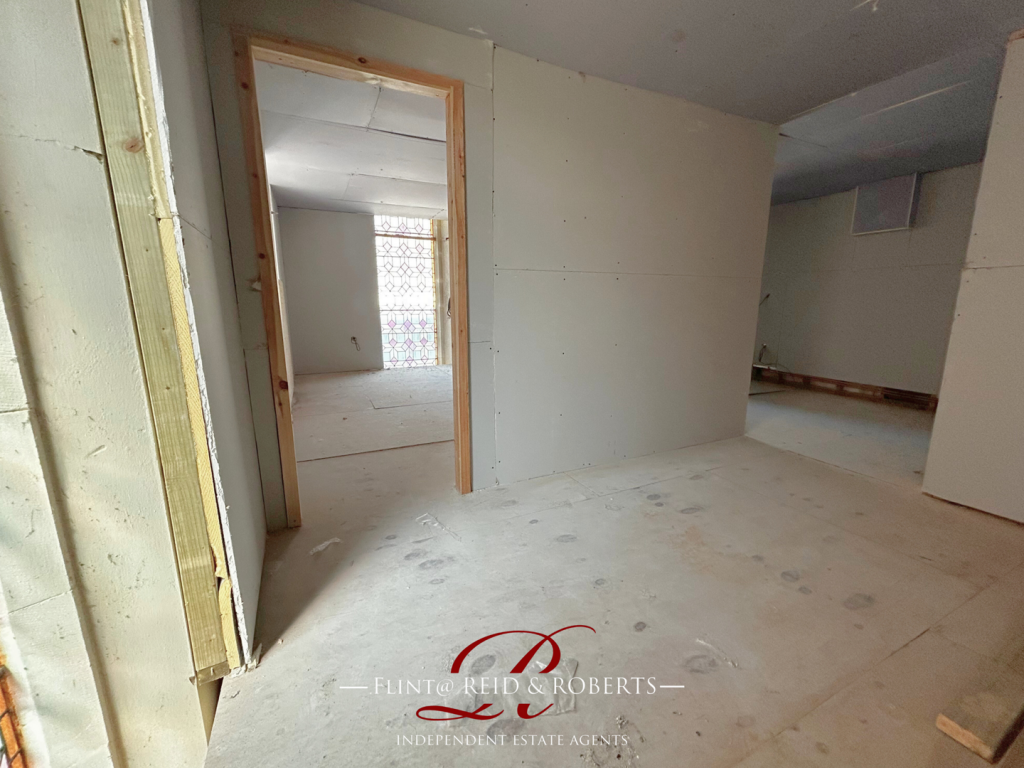 Apartment in Chester - View 5