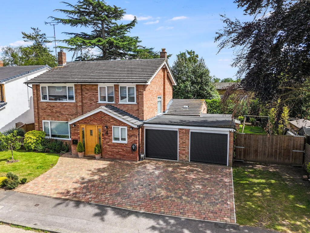 Main image of property: Smithers Drive, Great Baddow, Chelmsford