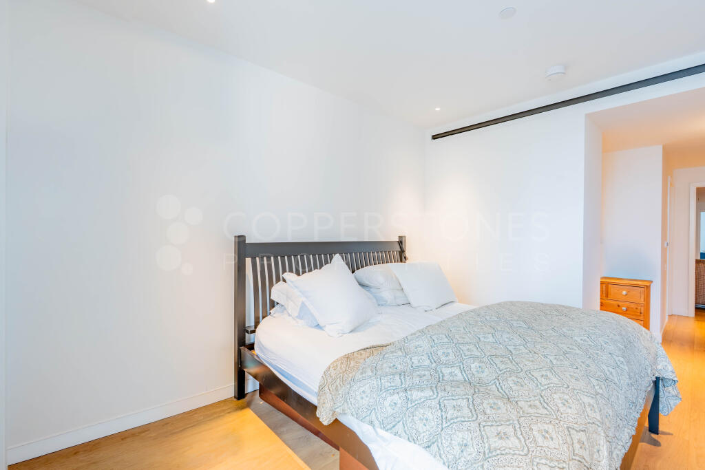 Apartment in London - More