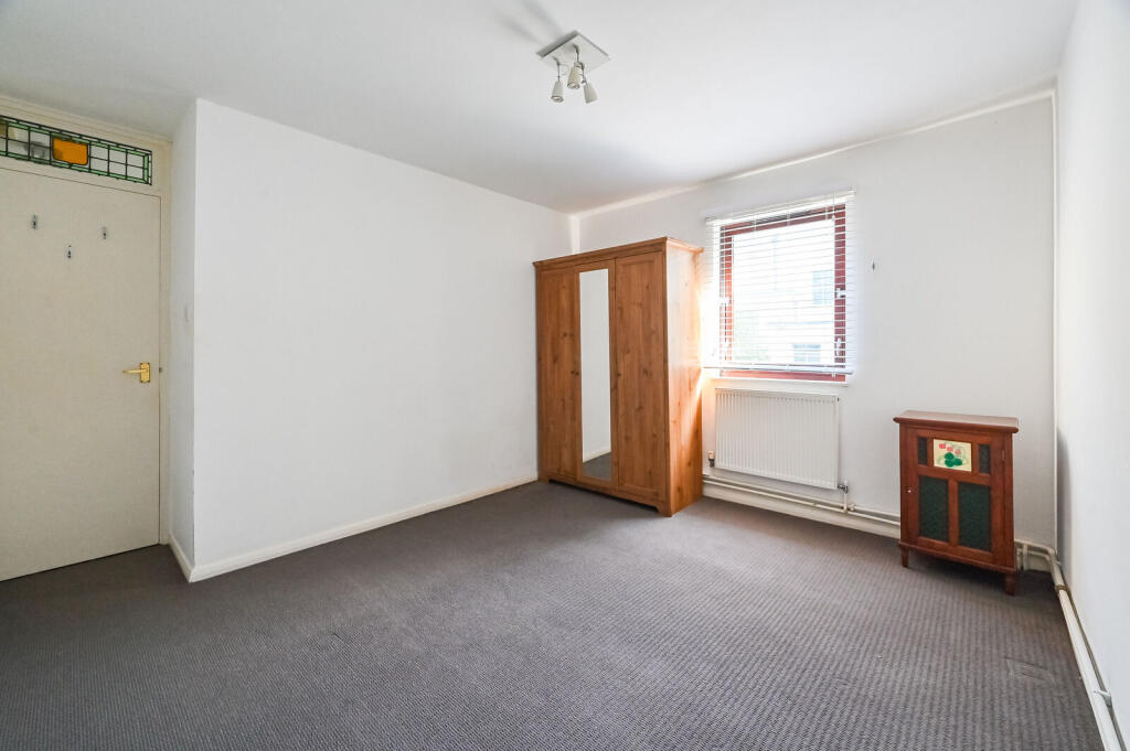 House in London - View 4