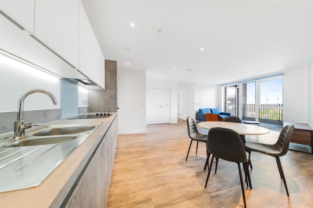 Main image of property: 2 bed, 10th floor, Fresh Wharf, Barking, IG11