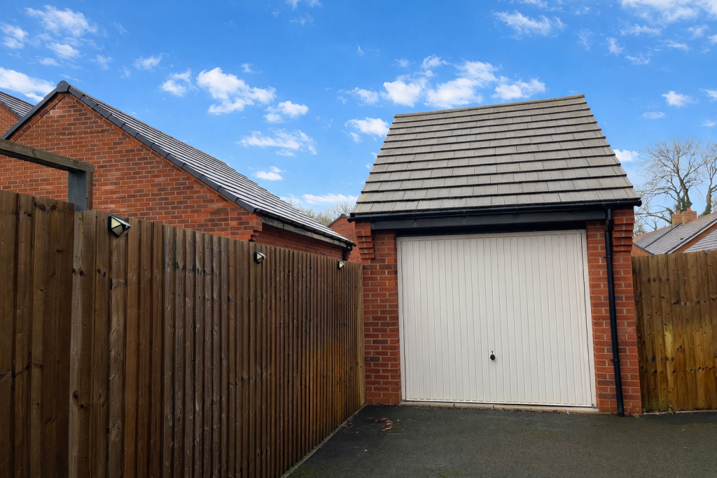 Additional image 25 of Pastures Drive, Tidbury Green, B90