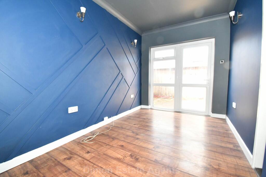 House in Portsmouth - View 5