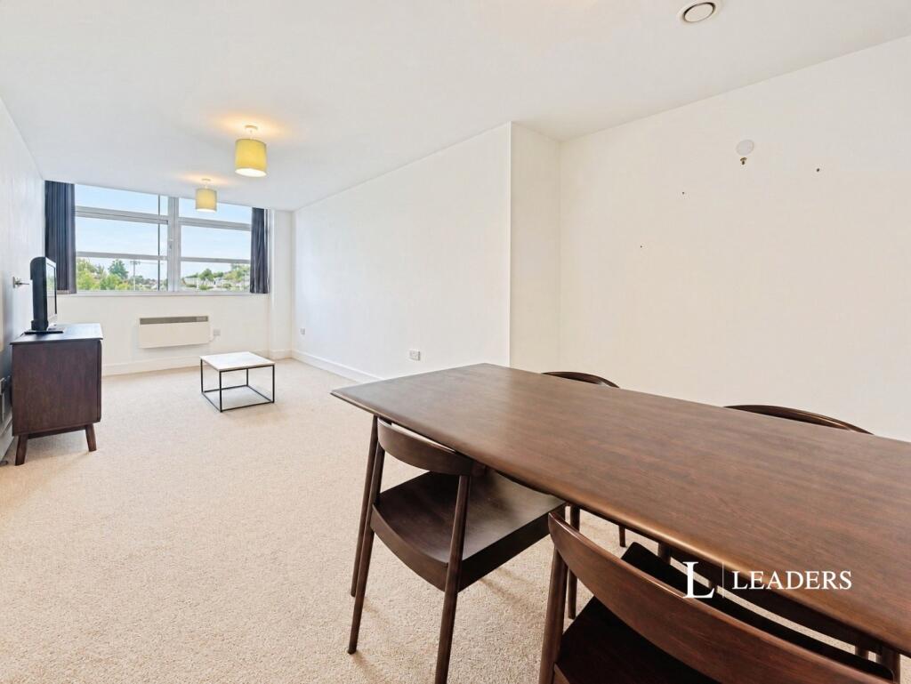 Apartment in Norwich - View 5