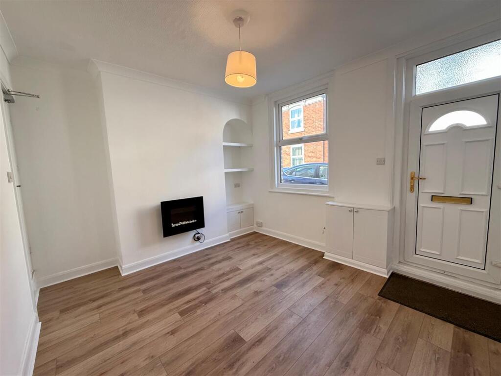 House in Scarborough, North Yorkshire - View 2
