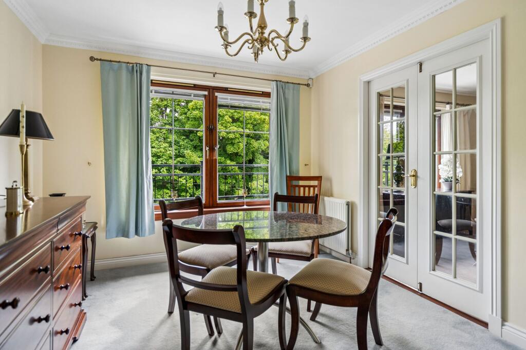 Apartment in Bearsden, Hillfoot, East Dunbartonshire - View 5