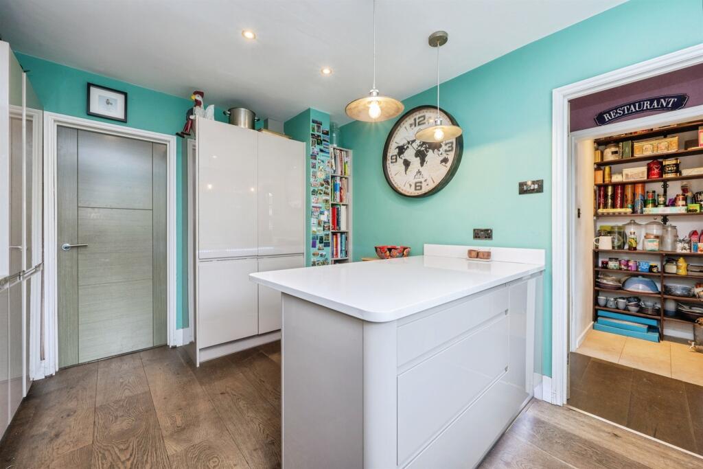 Additional image 15 of Radlett Road, Frogmore, St. Albans